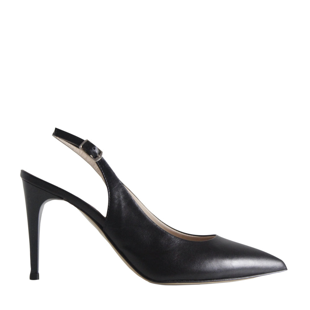 Slingback made in Italy in pelle nera artigianale vista laterale