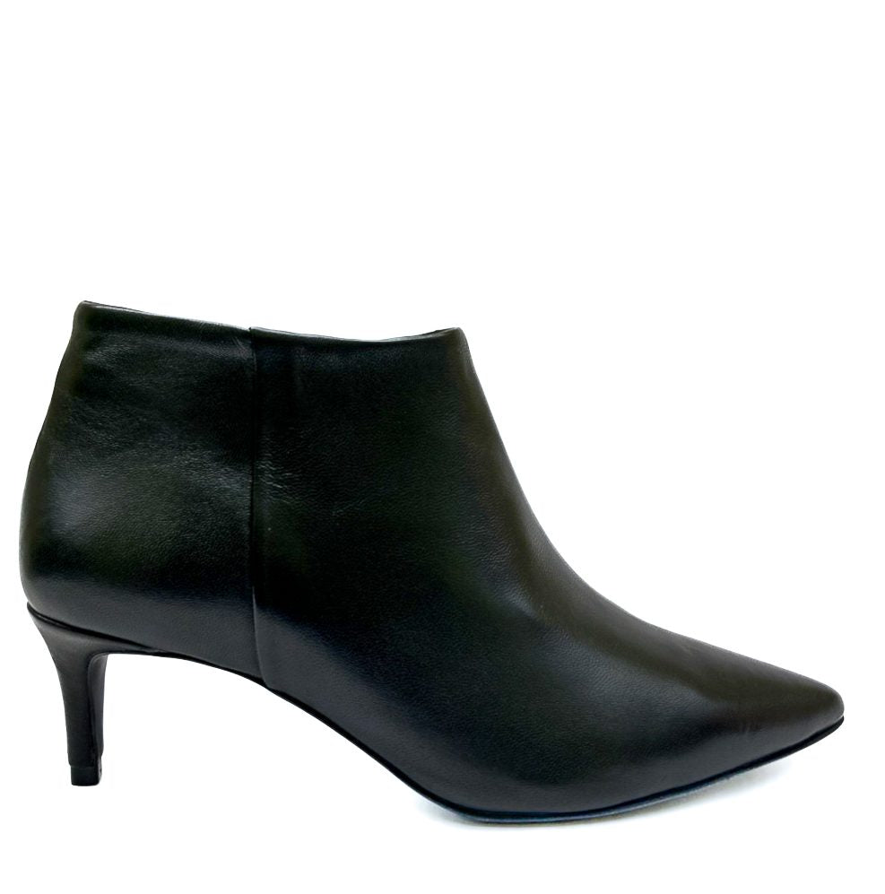 Scarpe Artigianali Giroforma e Allacciate in Pelle Made in Italy vista laterale tacco medio