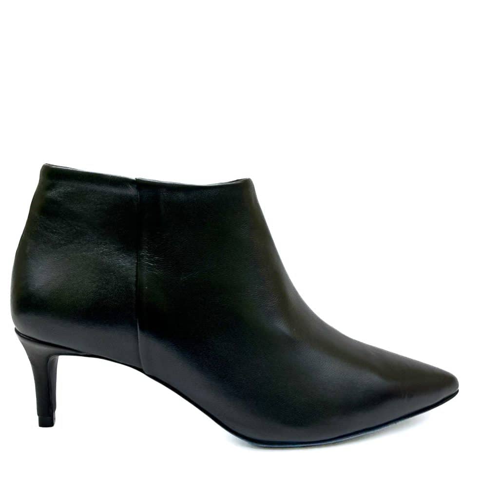 Scarpe Artigianali Giroforma e Allacciate in Pelle Made in Italy vista laterale tacco medio