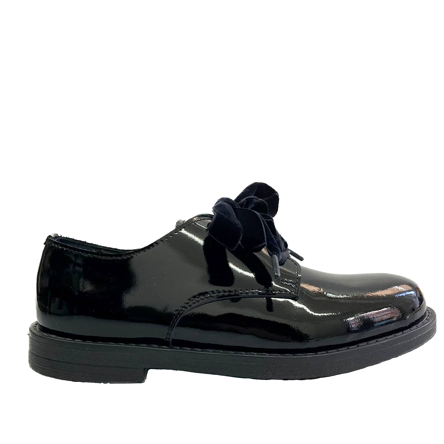 BIENVENIDA-francesina-vista-laterale-lacci-velluto-vernice-nera