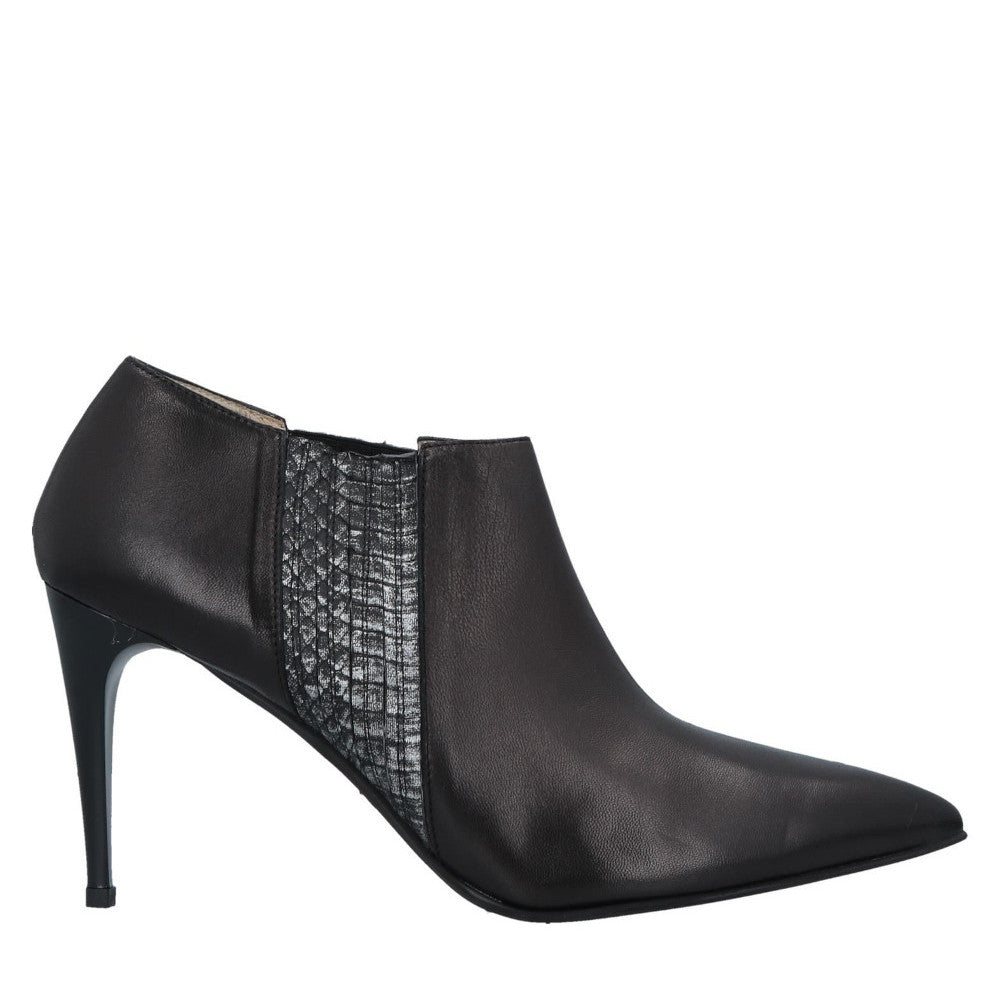 CHELA-stivaletto-giroforma-vista-laterale-nappa-nero-cdf