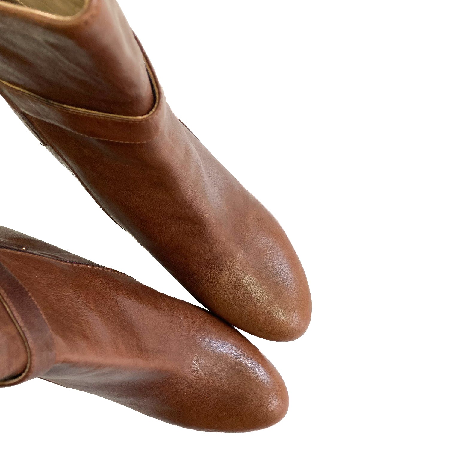 ESMERALDA-tronchetto-vista-sopra-paio-vitello-cuoio-invecchiato