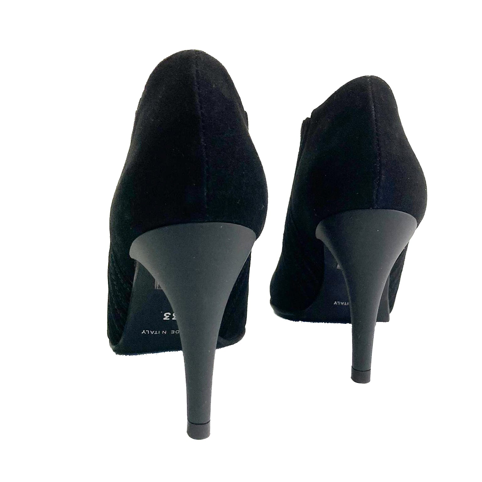 CLARINDA-stivaletto-giroforma-vista-tallone-tacco-camoscio-nero