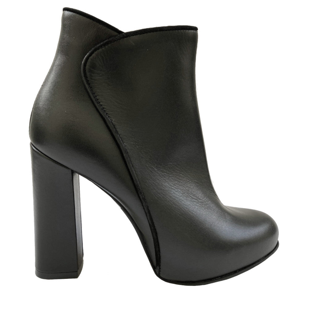 MARTINIQUE-tronchetto-stivaletto-vista-laterale-singolo-vitello-nero