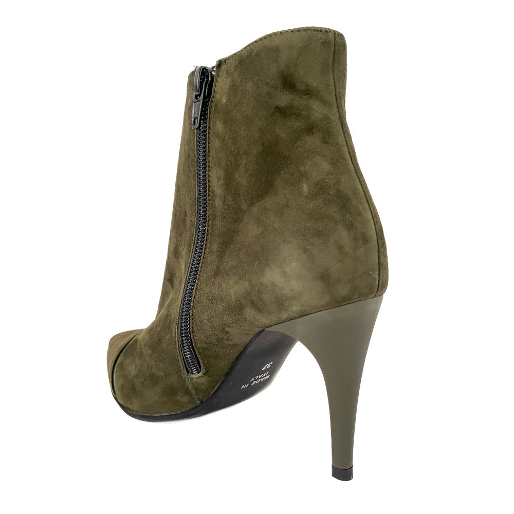 VALENTINE-tronchetto-stivaletto-vista-tallone-singolo-camoscio-vernice-muschio