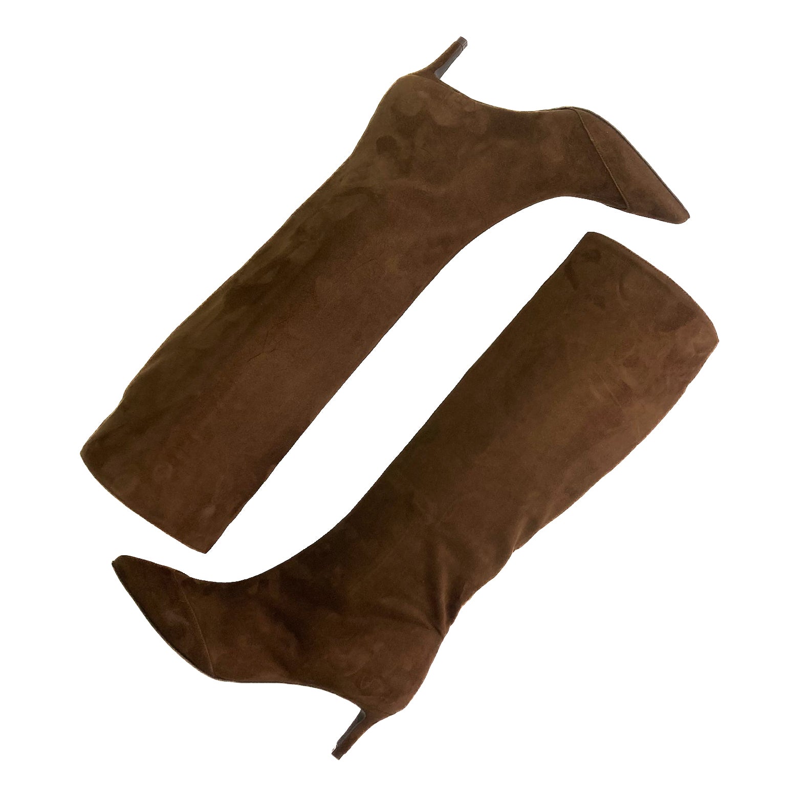 PARIGI-stivale-vista-sopra-lungo-paio-camoscio-marrone