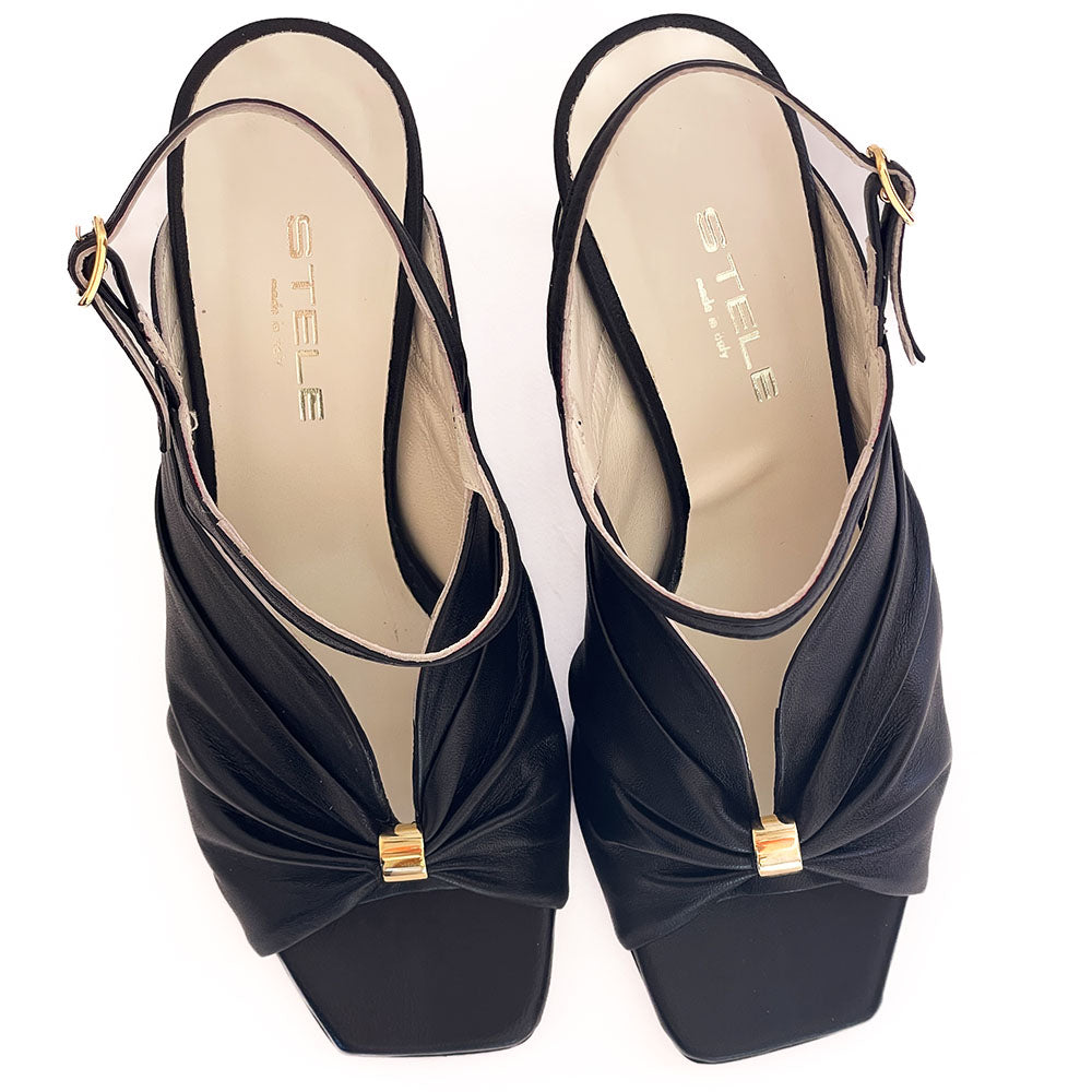 CRETA-sandalo-vista-punta-sopra-paio-nappa-nera-made-in-italy