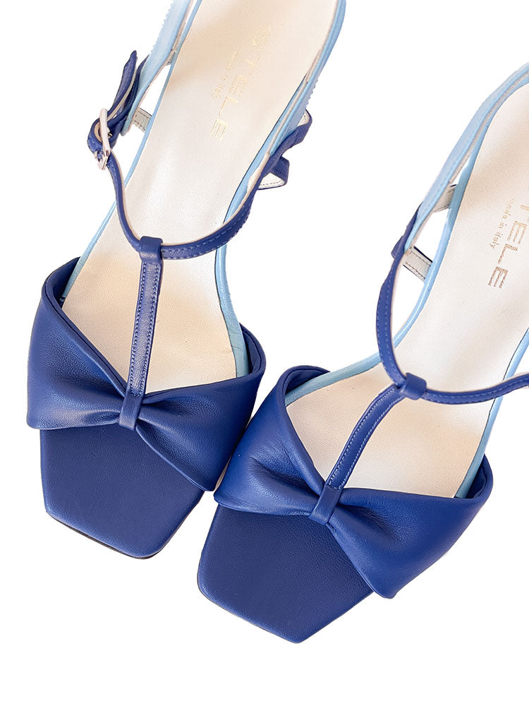 RODI-sandalo-vista-punta-sopra-paio-nappa-celeste-nappa-bluette