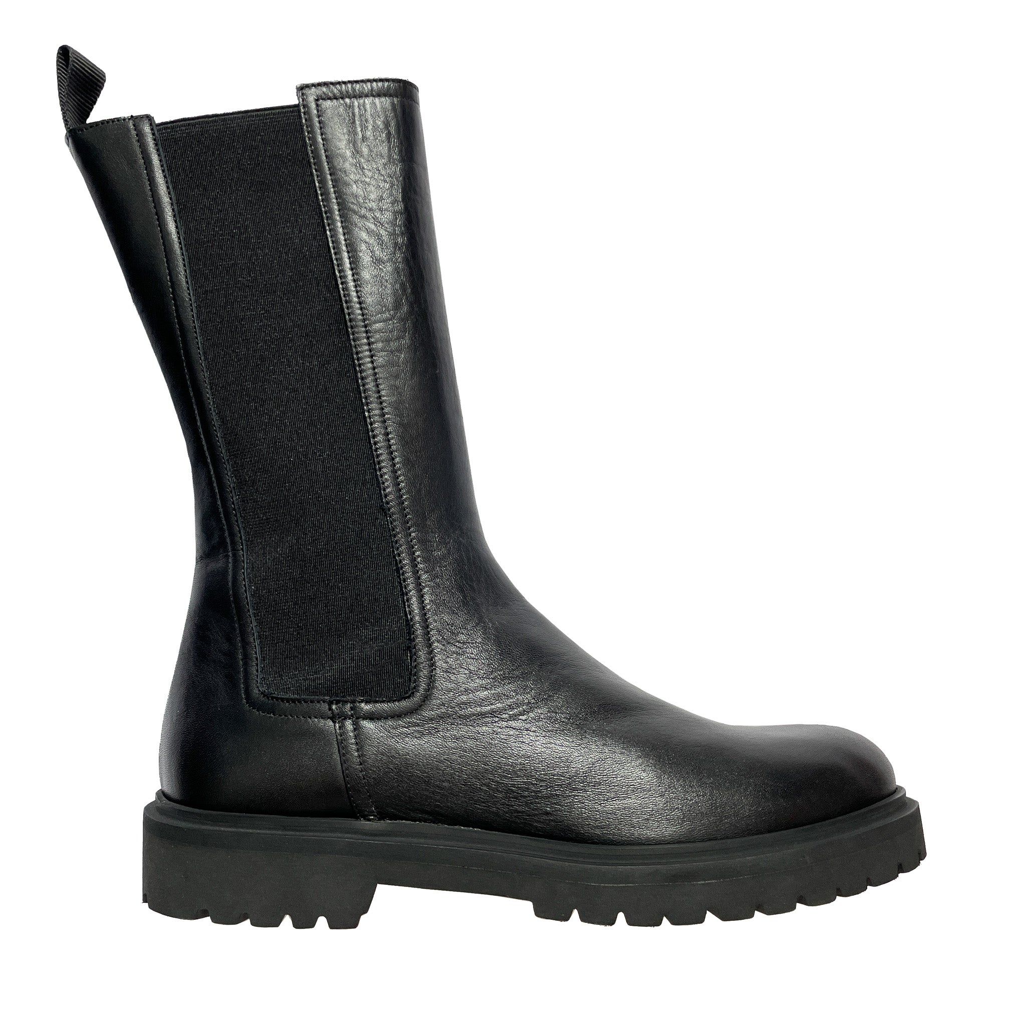 FIASTRA-beatles-vista-laterale-vitello-nero-scarpa-in-pelle-nera-suola-carrarmato-elastici-laterali