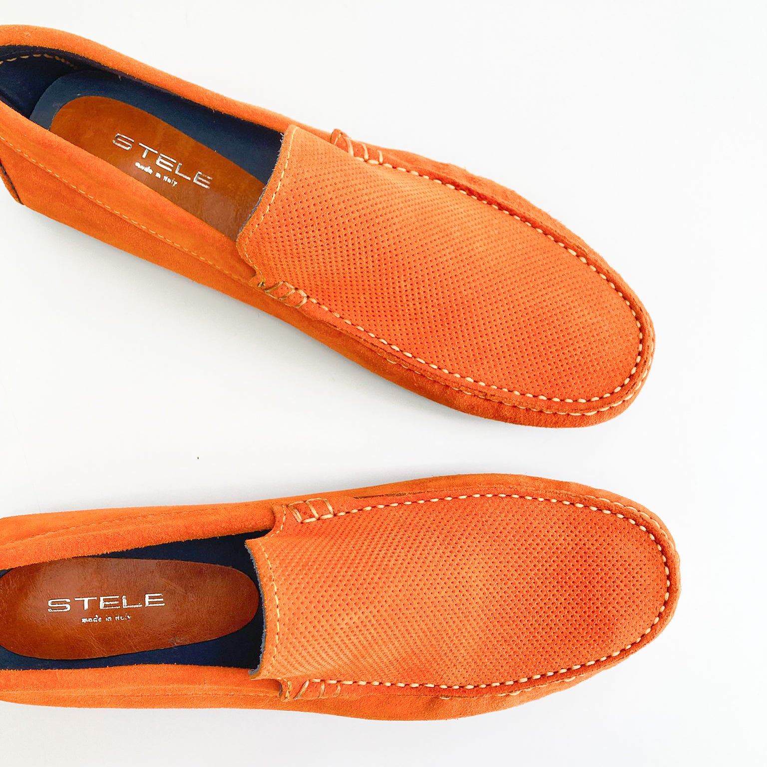 LEYLA-mocassini-vista-punta-sopra-seconda-camoscio-arancione