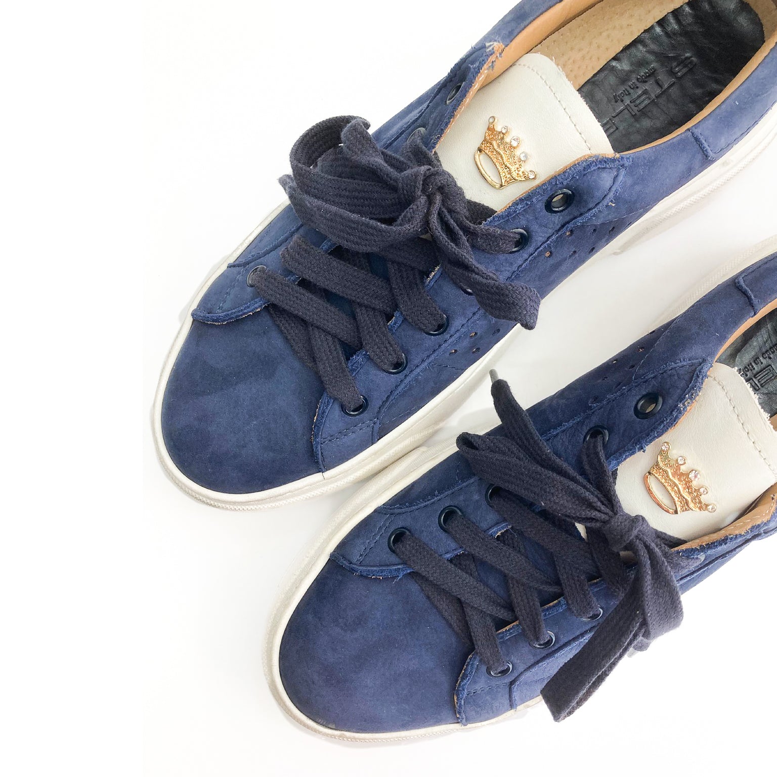 TIARA-sneakers-vista-sopra-punta-linguetta-camoscio-blu-vitello-bianco