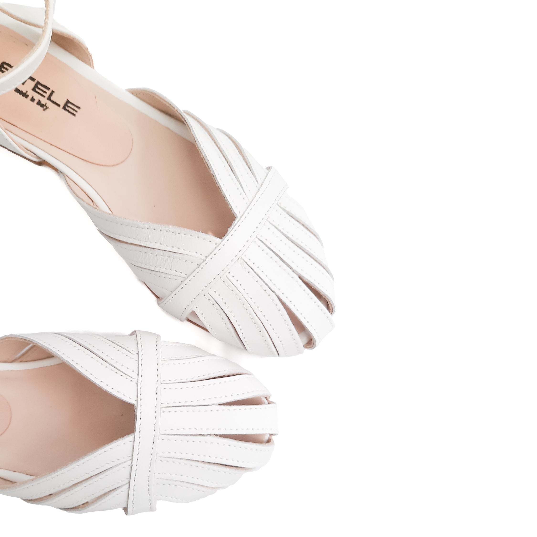 FRESNO-sandalo-ragnetto-vista-punta-sopra-vicina-nappa-bianca