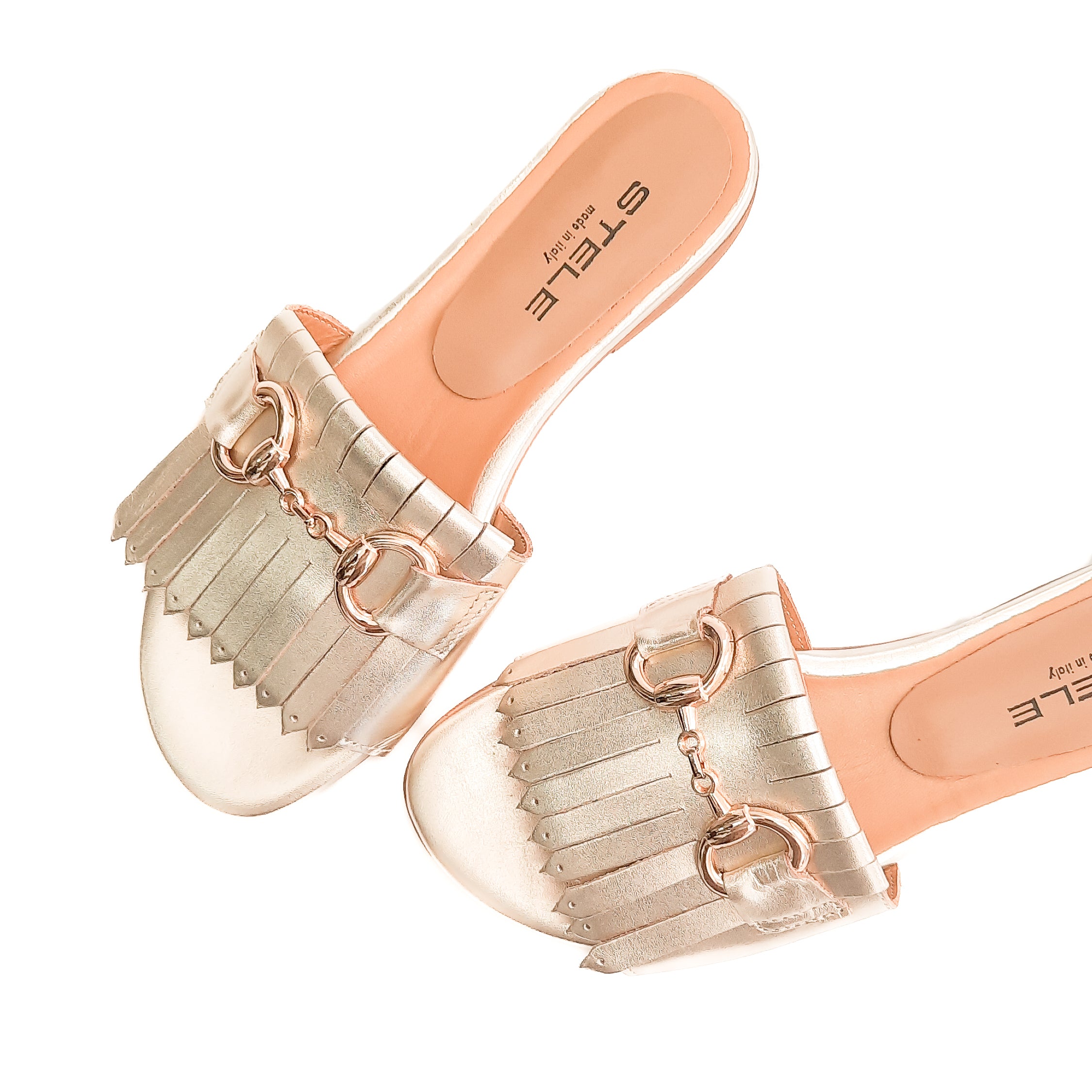 MARIPOSA-ciabattina-vista-punta-vicina-laminato-platino