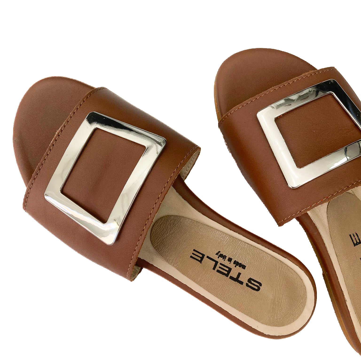 Vista angolata laterale Ciabattina Guinda in nappa marrone