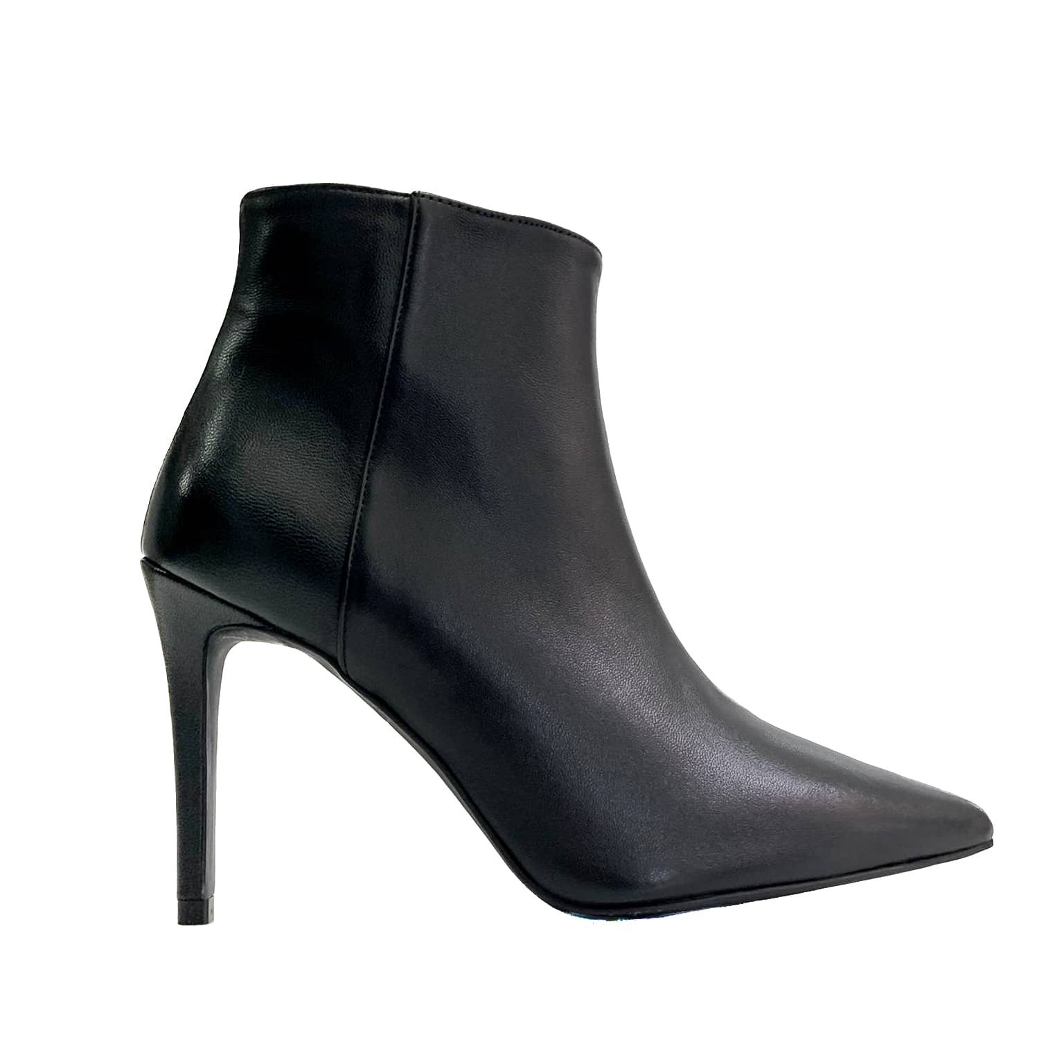 CLOE-tronchetto-stivaletto-vista-laterale-singola-nappa-nera