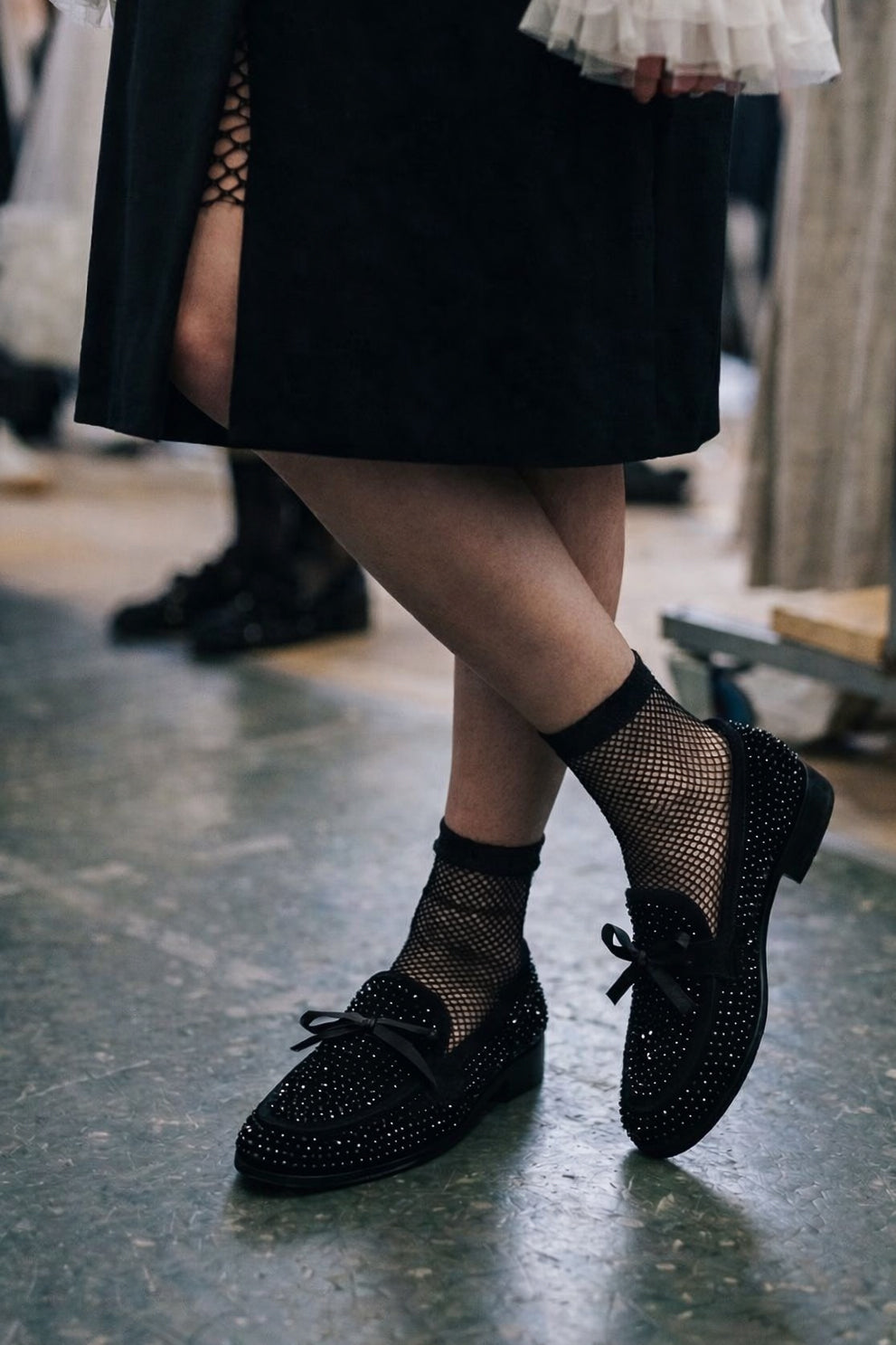 concordia-camoscio-Nero-Strass-neri-pelle-vista-indossata