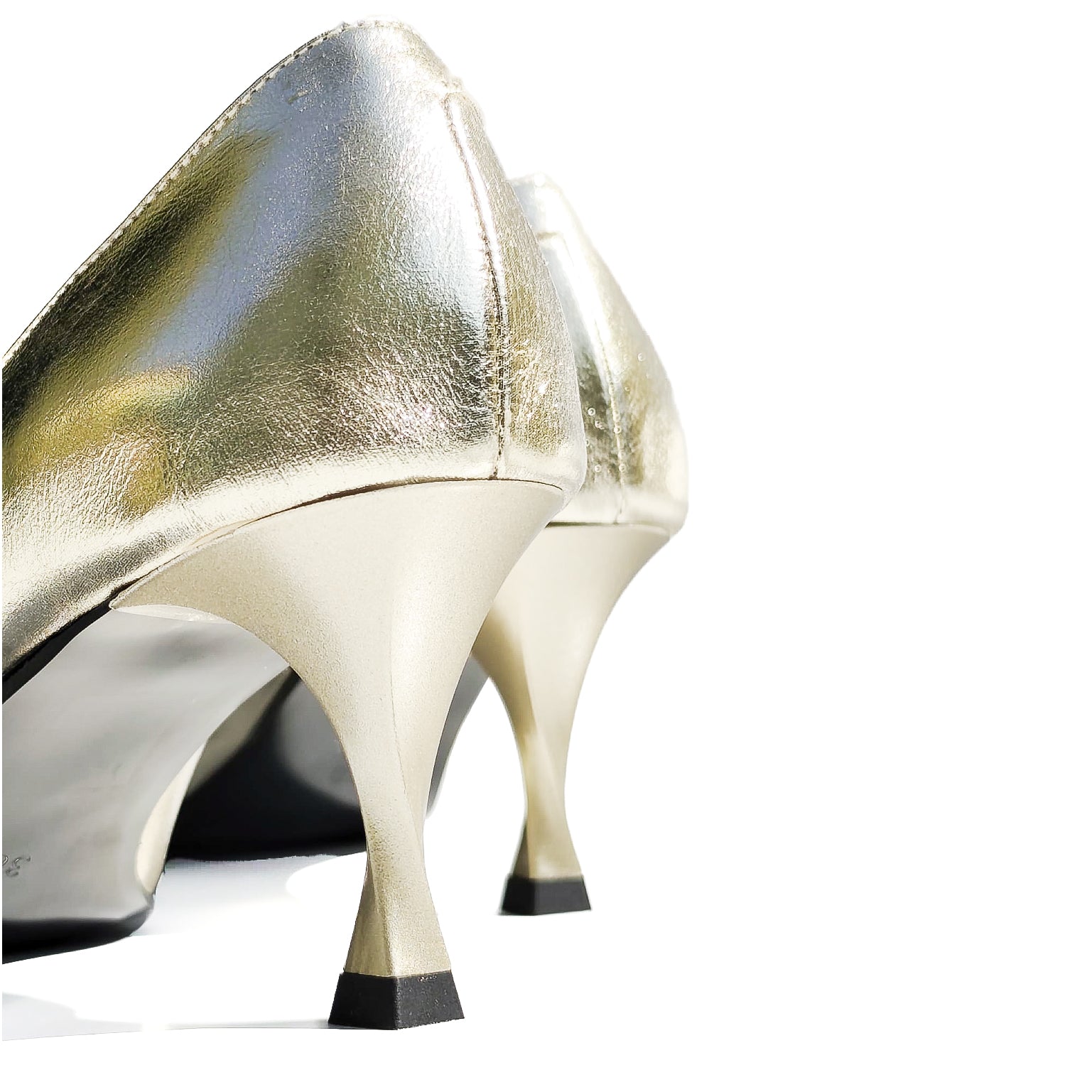VANESA-decollete-vista-dettaglio-tacco-paio-laminato-platino