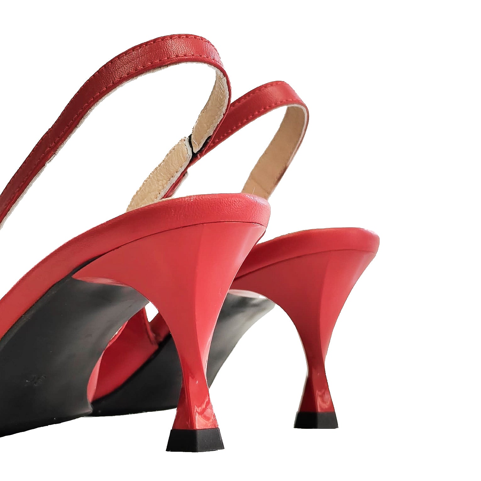 AGOSTINA-slingback-chanel-vista-dettaglio-tacco-paio-nappa-rossa