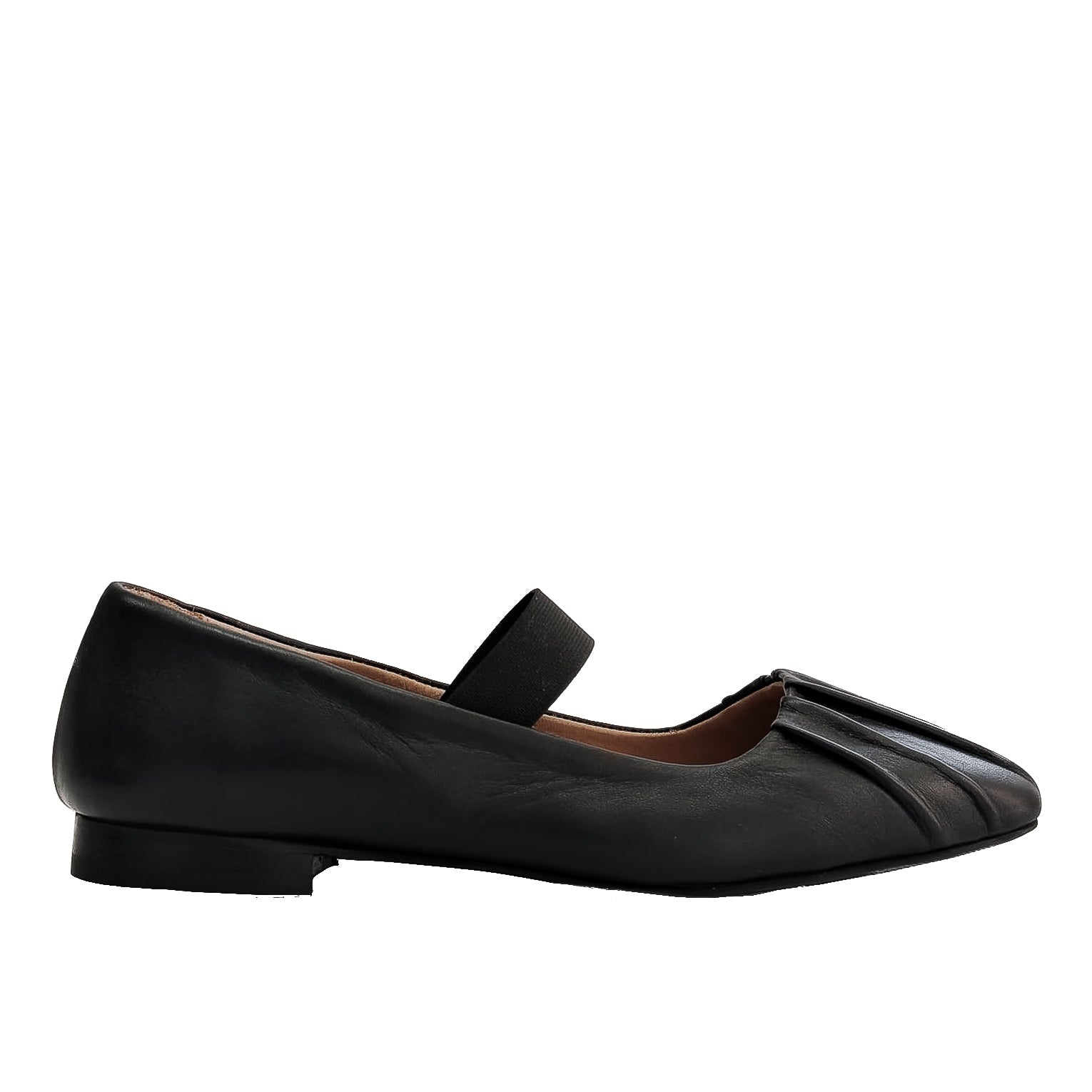 ISELA-ballerina-vista-laterale-singola-nappa-nera-pieghe