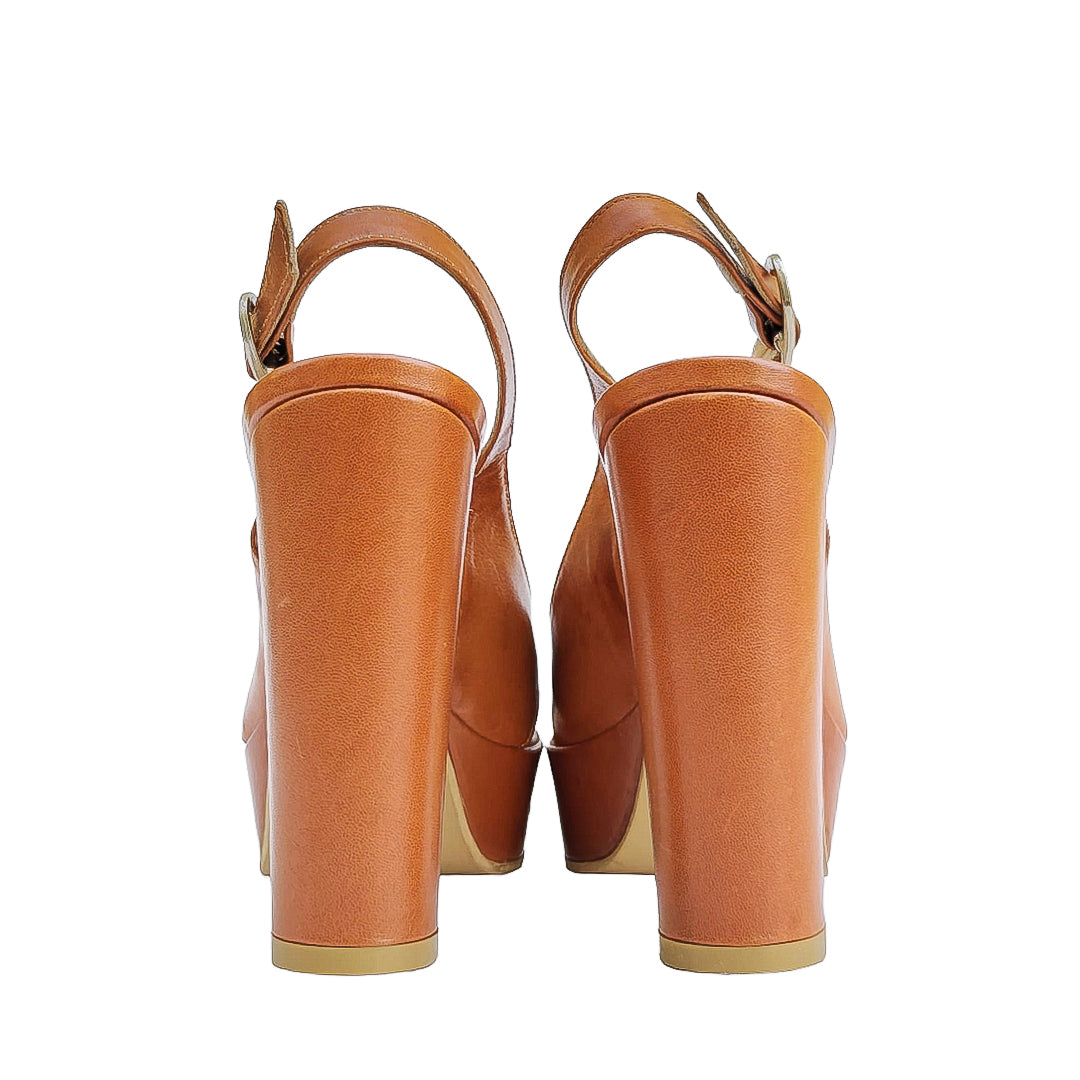 CABRERA-sandalo-altissimo-con-plateau-3cm-vista-tacco-dietro-paio-nappa-sfumata-cuoio