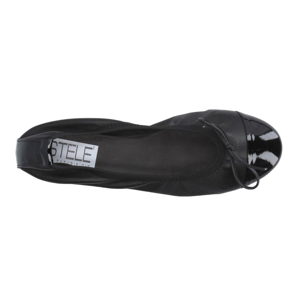 ANTONIETTE-ballerina-vista-punta-sopra-nappa-vernice-nera