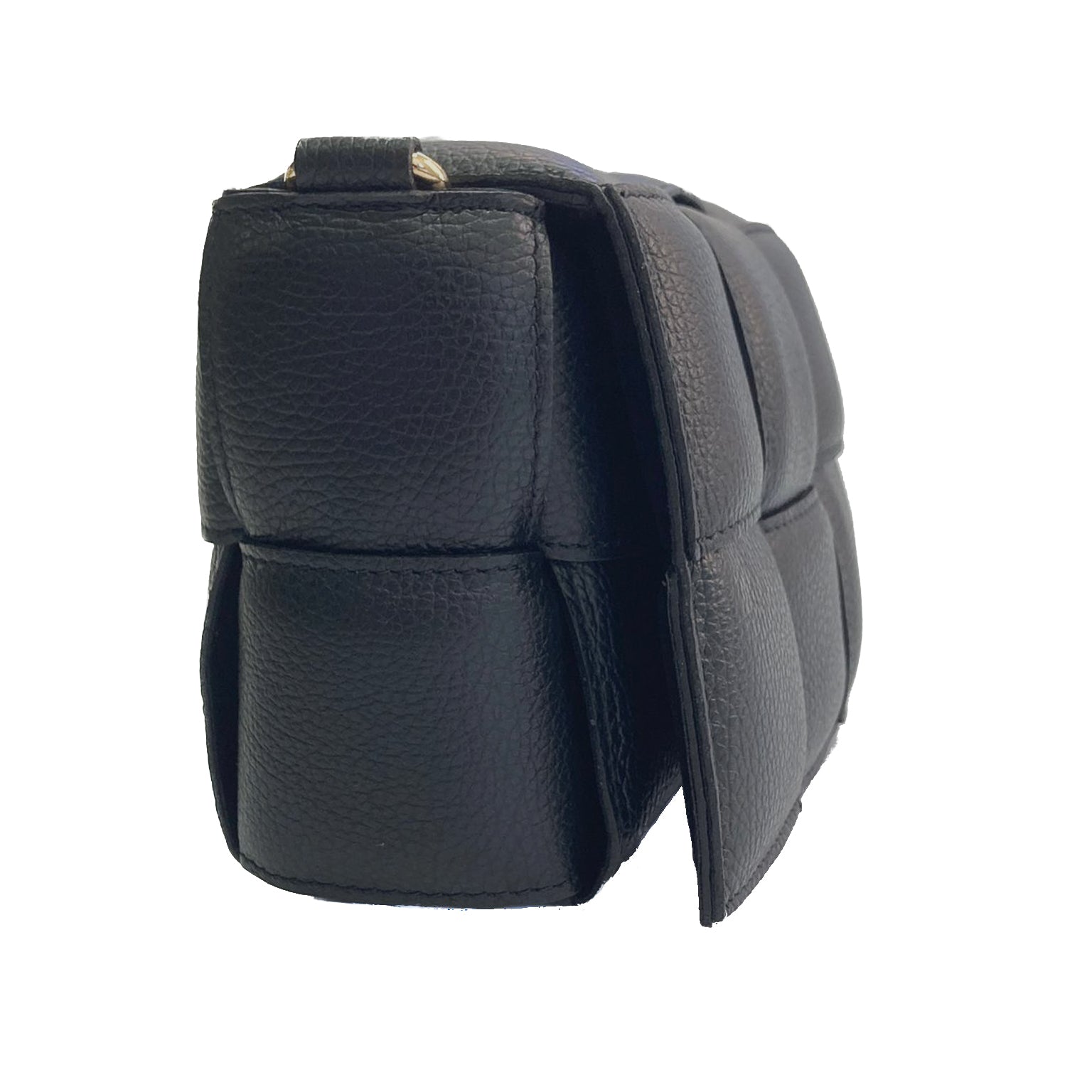 Astra-Bag-vitello-nero-vista-di-lato-elegante-pratica