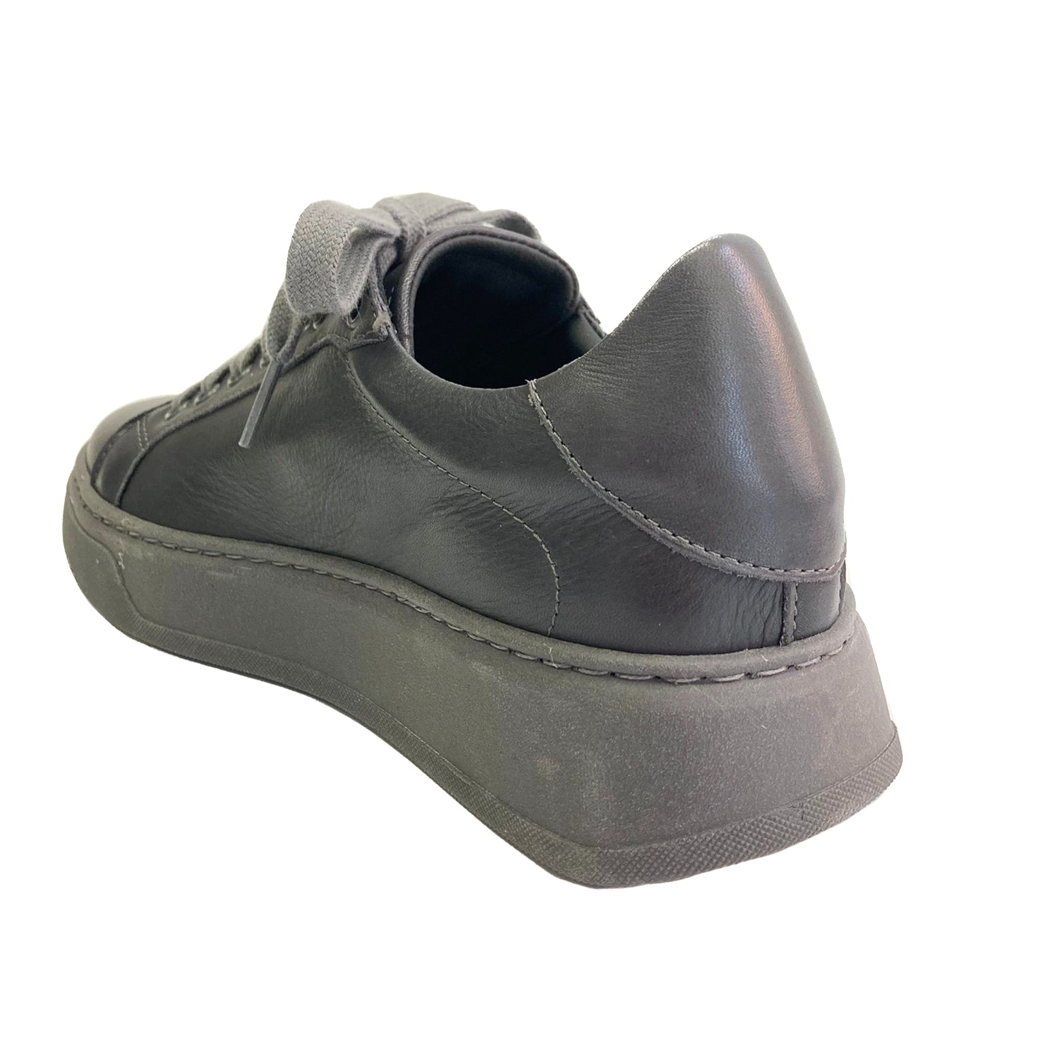 BRUXELLES-sneakers-vista-tallone-dietro-vitello-grigio