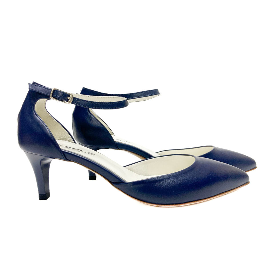 CLARE-punta-tallone-vista-laterale-paio-vitello-blu