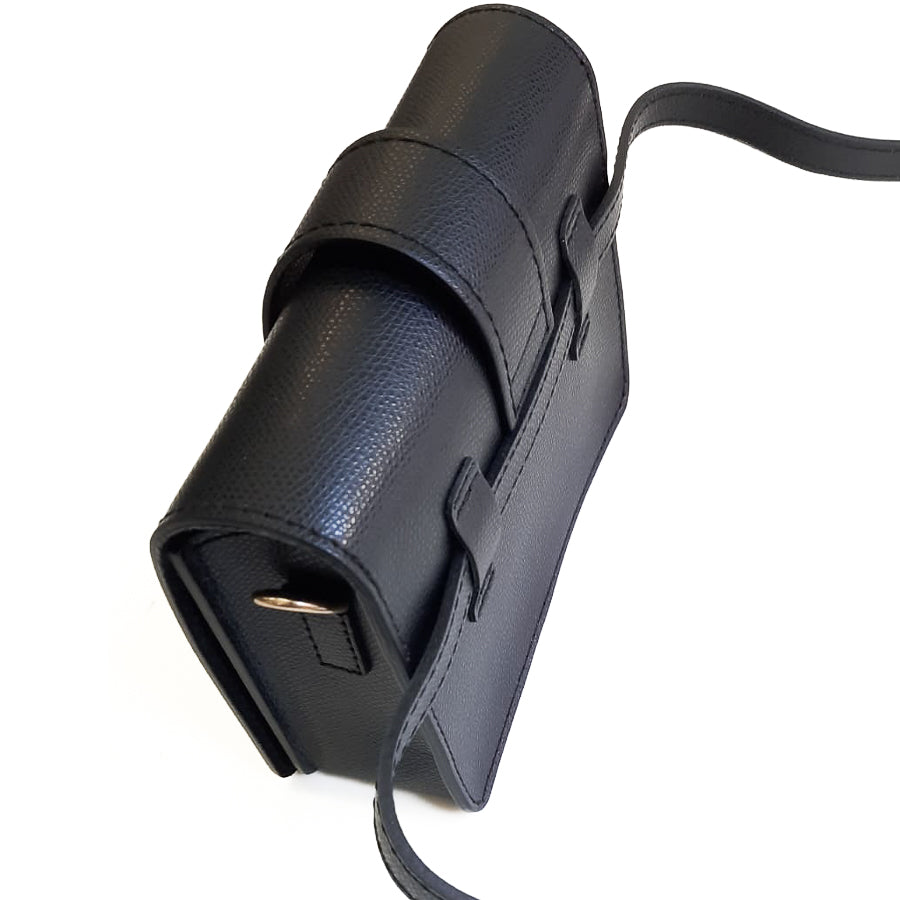 CREMONA-BAG-borsa-pochette-marsupio-vista-laterale-cinta-vitello-nero