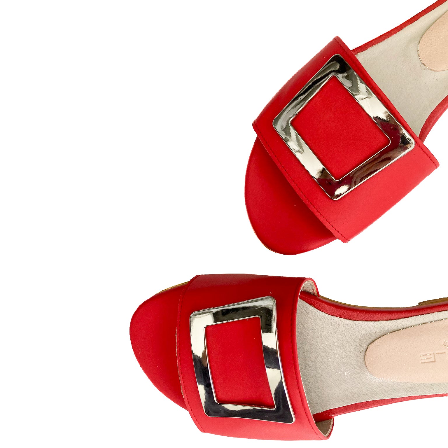 Ciabattina Guinda nappa rossa dettaglio fascia superiore con accessorio nickel