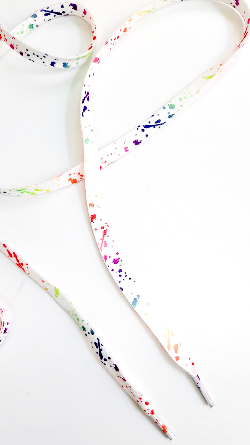 LACCI-SCHIZZI-COLORATI-accessori-vista-srotolati-cotone-bianco-colori-vari