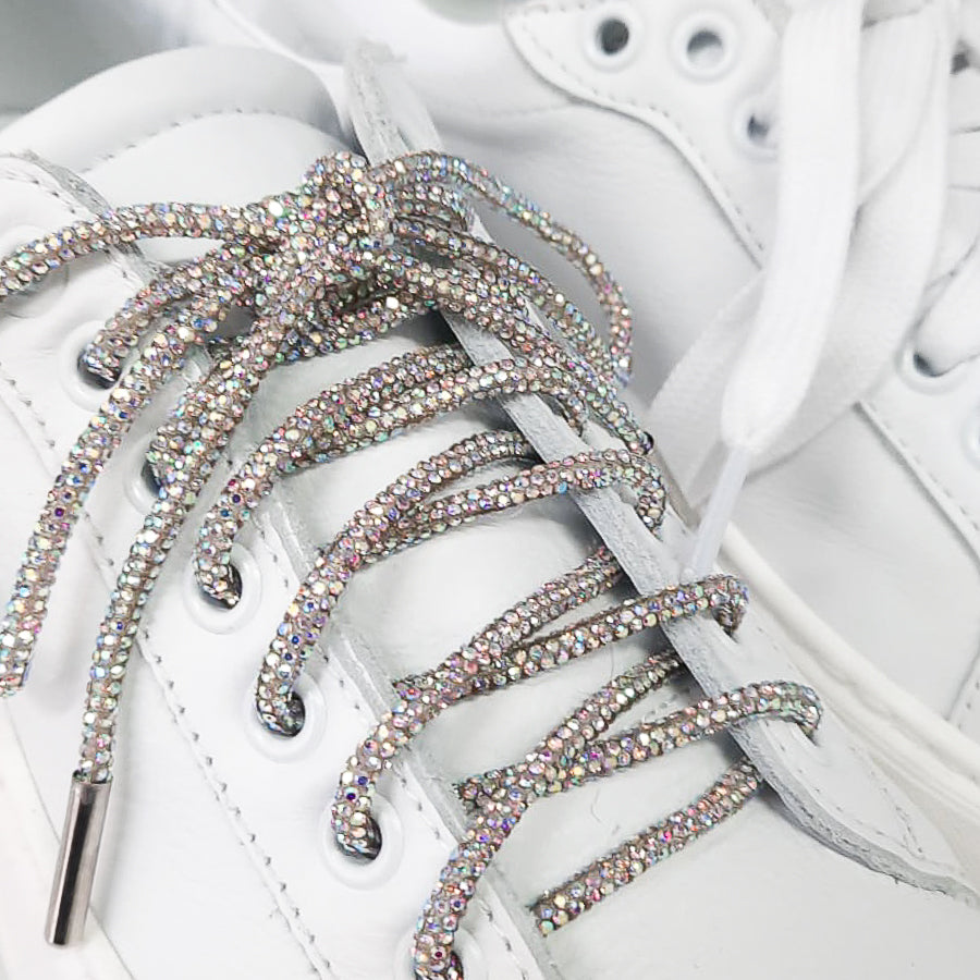 LACCI-STRASS-accessori-per-scarpe-vista-indossato-sneakers-strass-cry