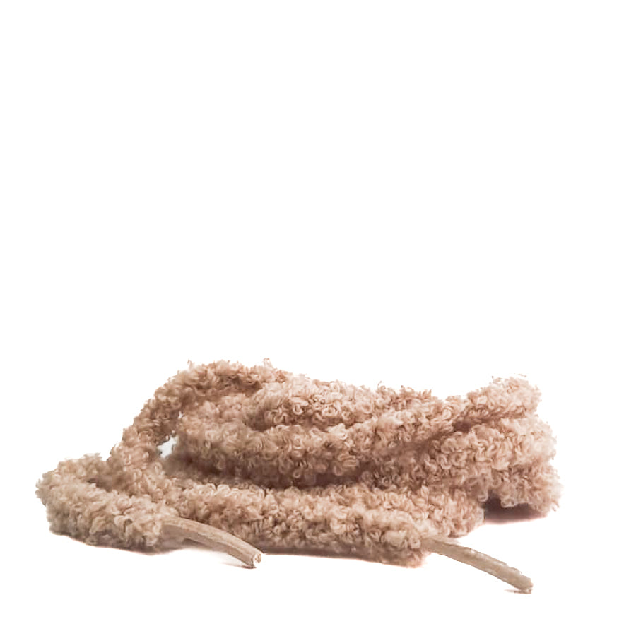 LACCI-TEDDY-accessori-per-scarpe-vista-frontale-peluche-sabbia