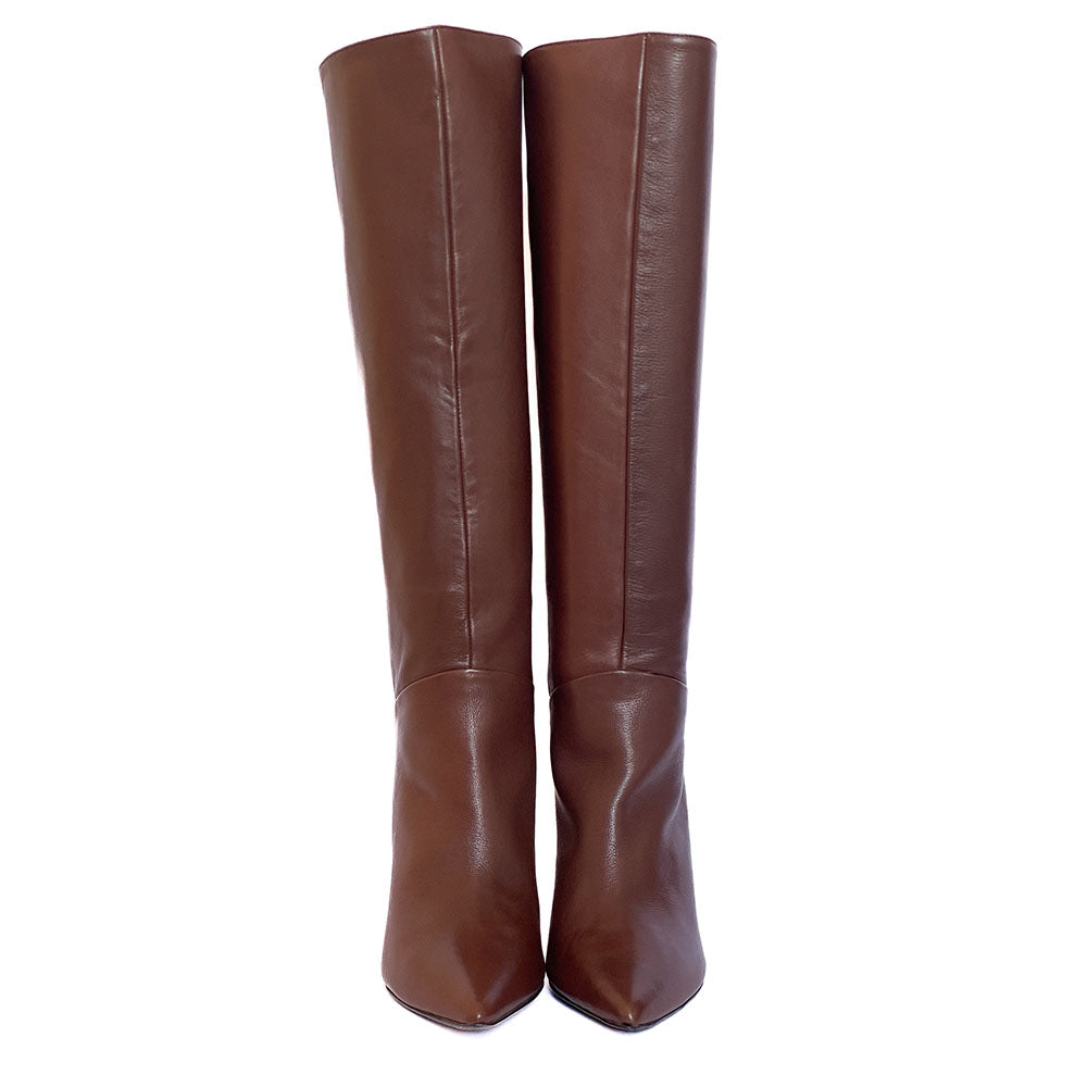 LAIA-stivale-vista-punta-frontale-vitello-cioccolato-tacco-10