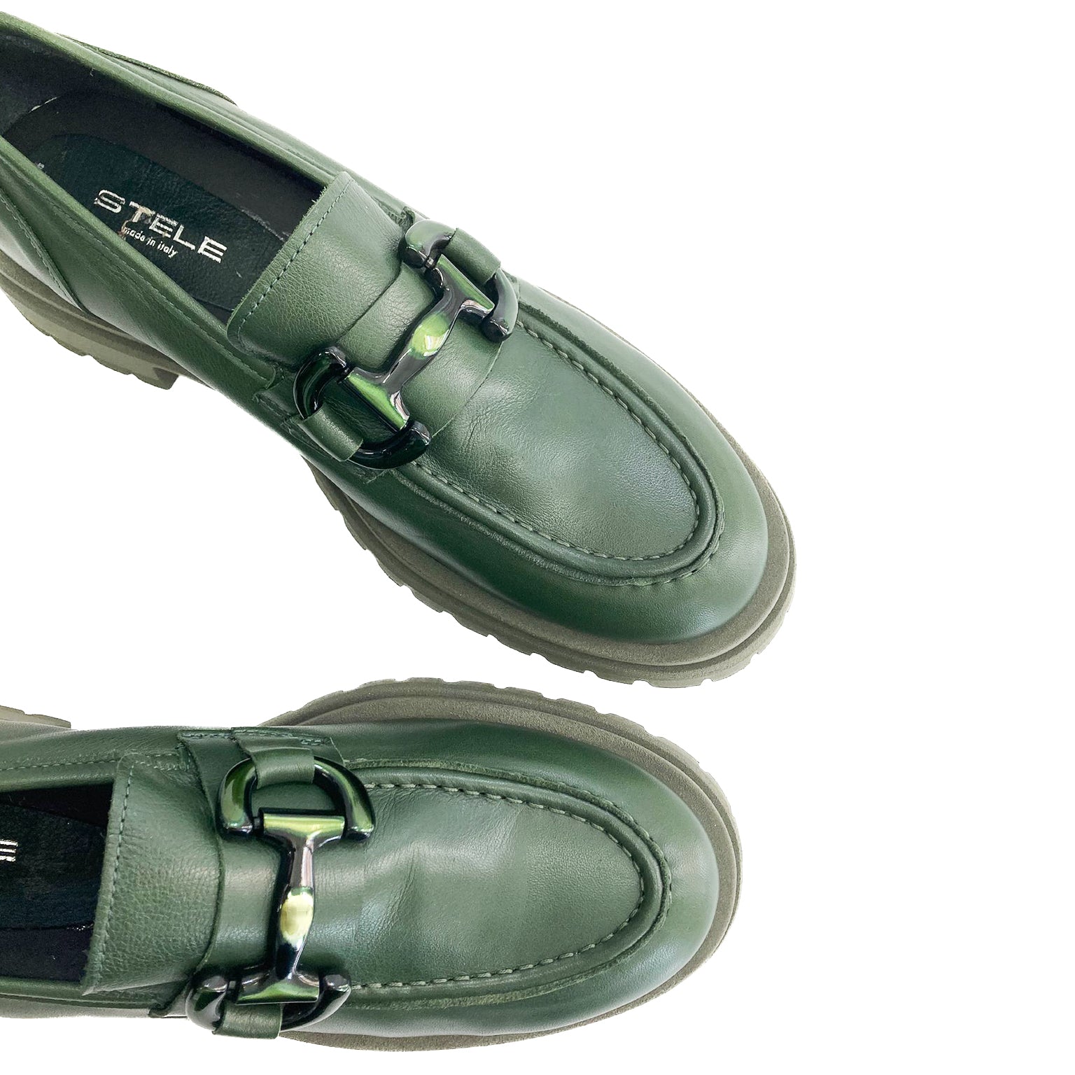 MARZIA-mocassini-vista-punta-sopra-paio-vitello-verdone