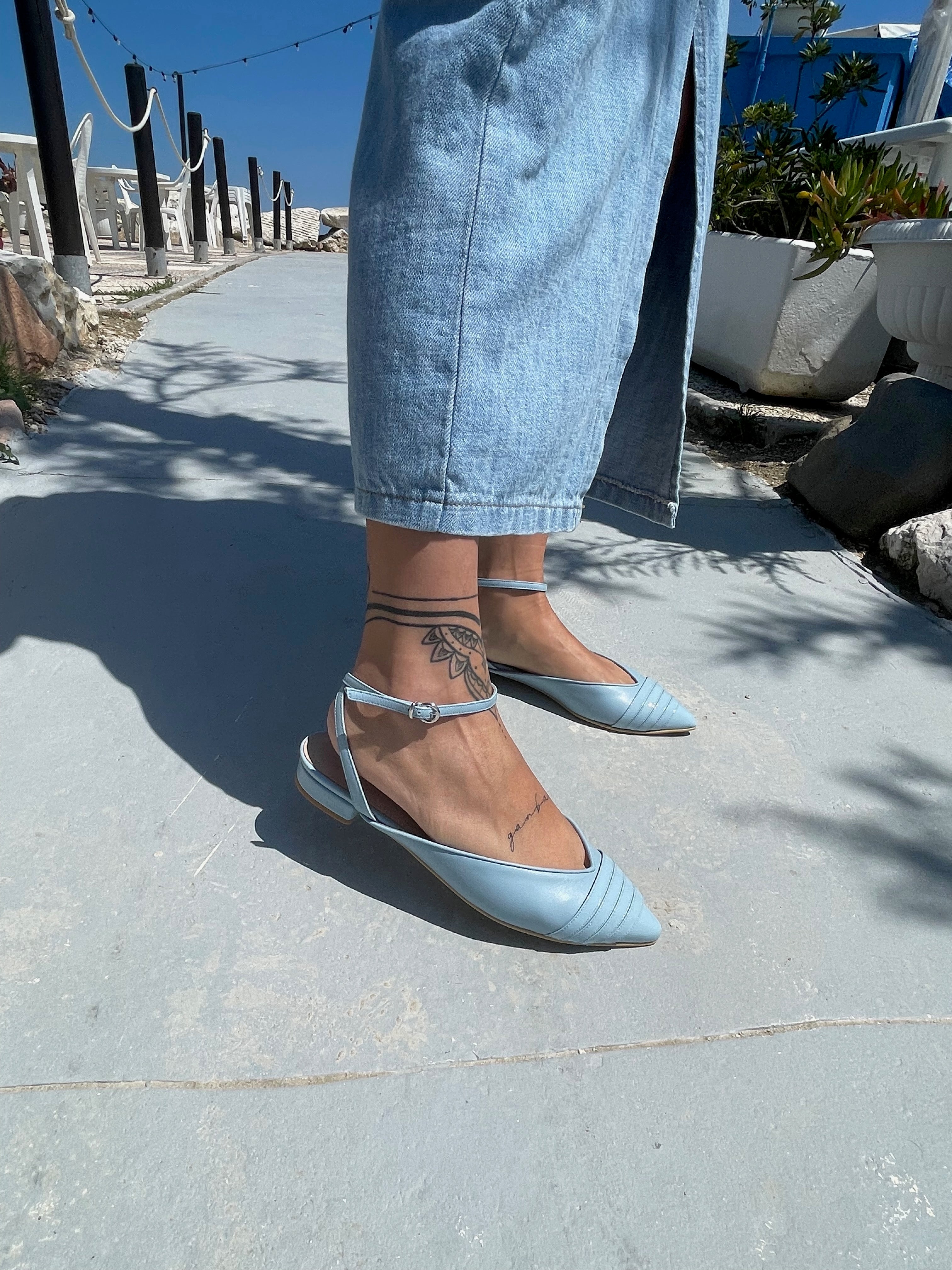 MEGAN-slingback-ballerina-vista-indossato-tallone-nappa-celeste-vernice-celeste