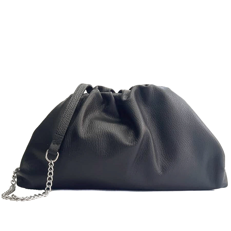 NUVOLA-M-BAG-borsa-clutch-vista-frontale-tracolla-vitello-nera