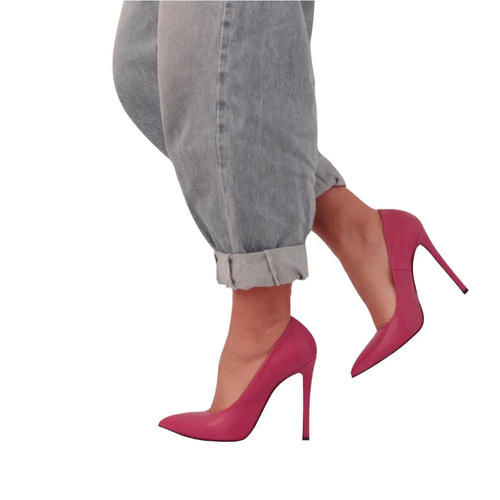 STEFY-decollete-vista-indossato-laterale-nappa-rosso-ciliegia