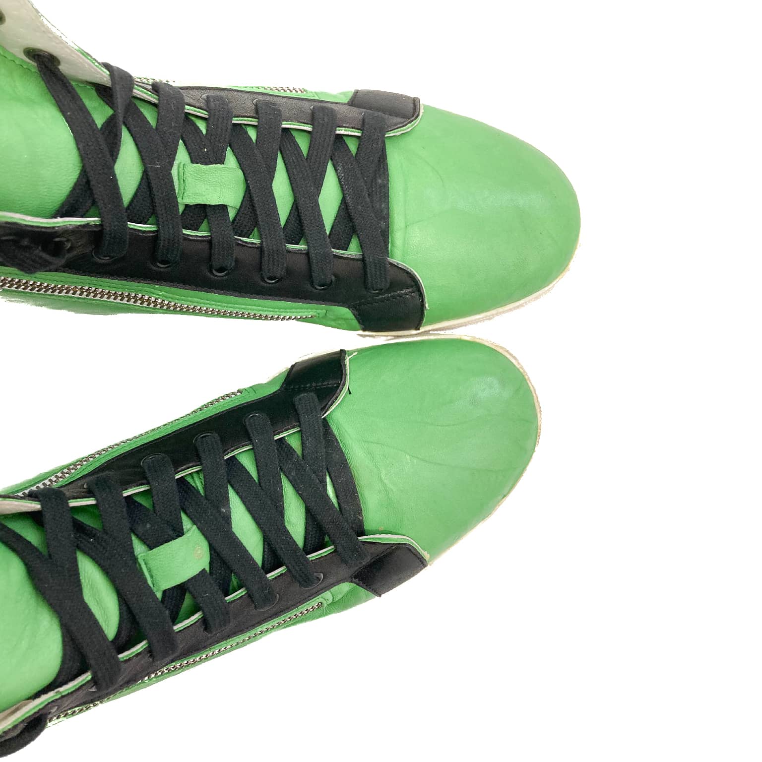 VIEIRISSIMA-sneaker-alla-caviglia-vista-punta-sopra-paio-nappa-verde