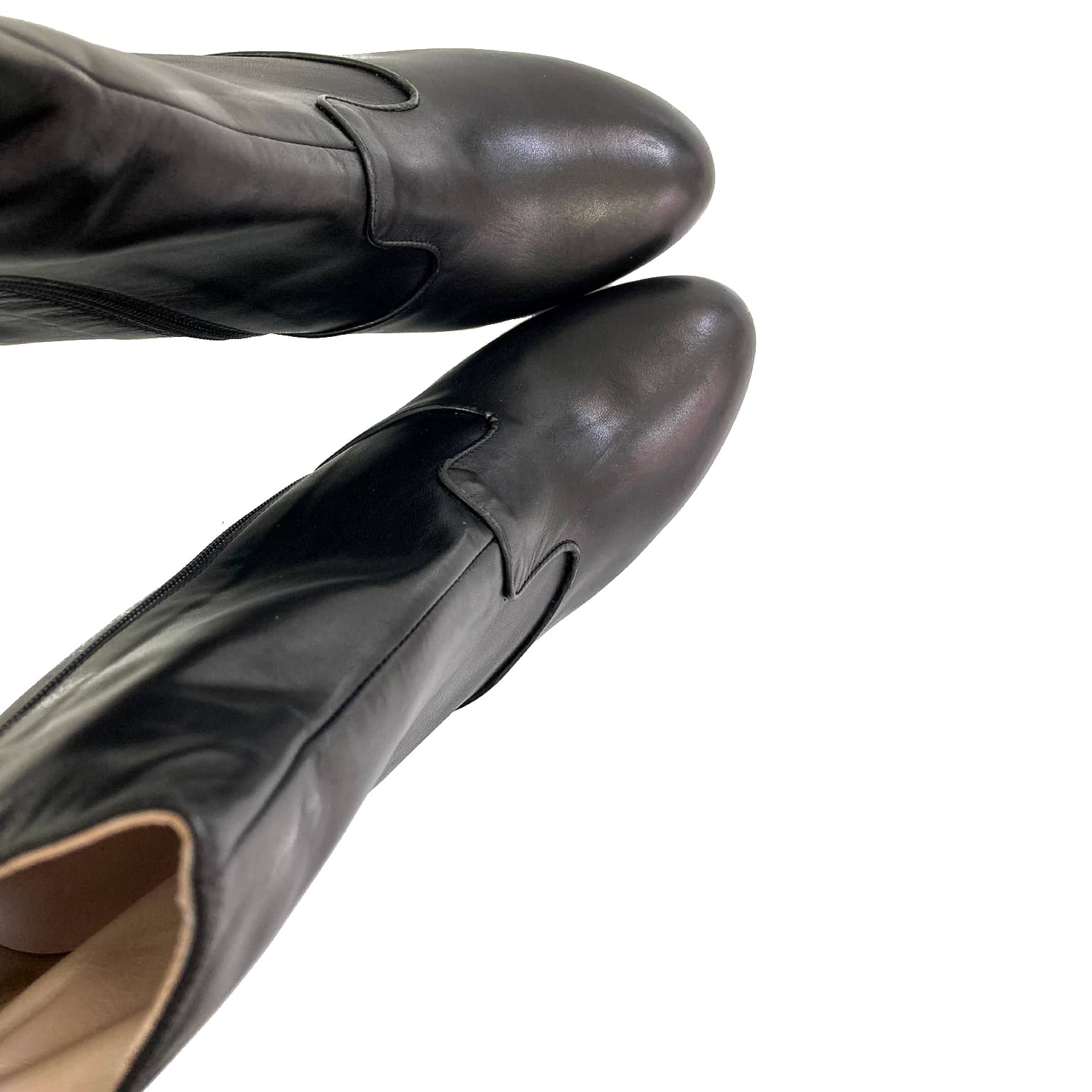 ESTEBANA-tronchetti-vista-punta-sopra-paio-vitello-nero