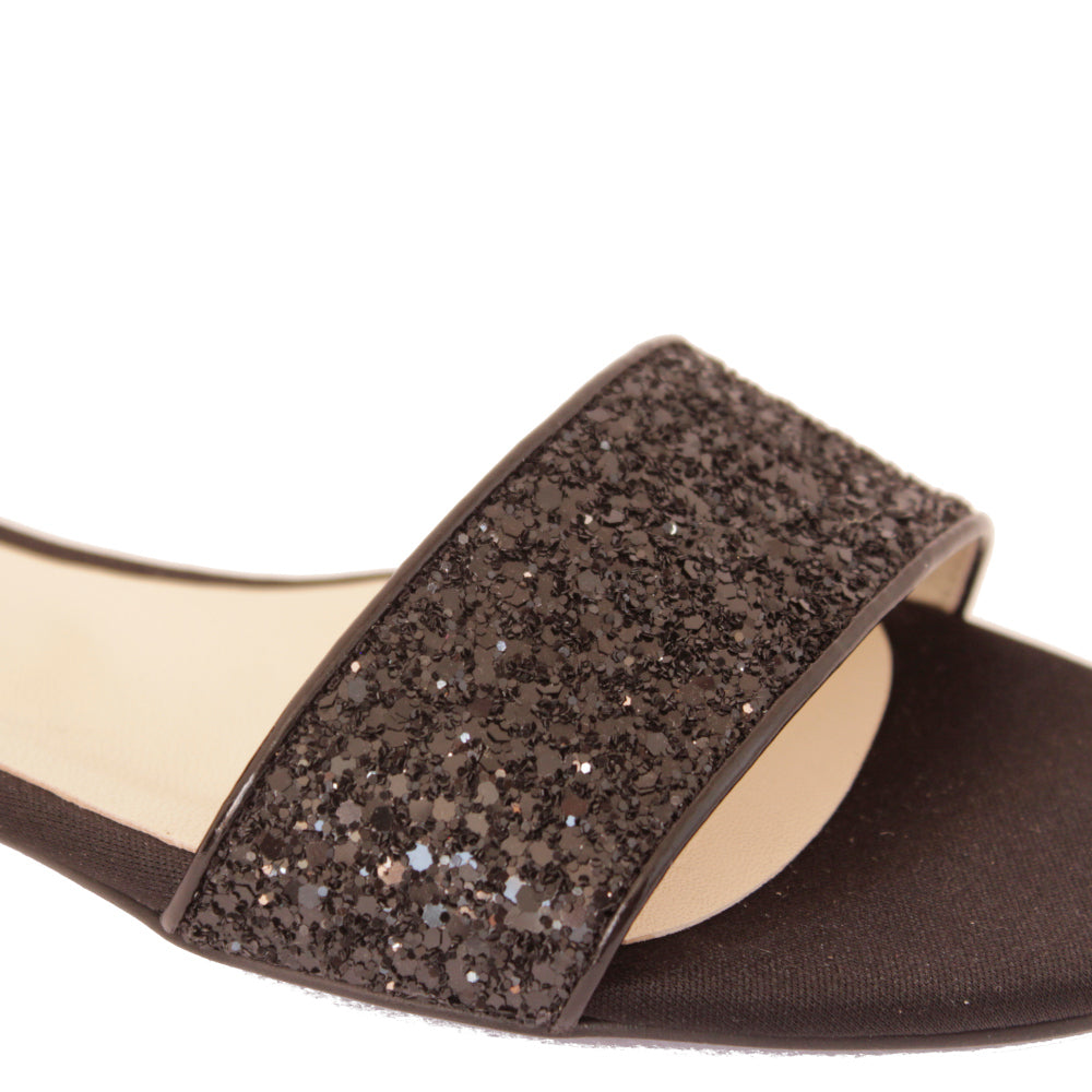 BERENICE-sandalo-basso-vista-fascia-singolo-vernice-glitter-nero
