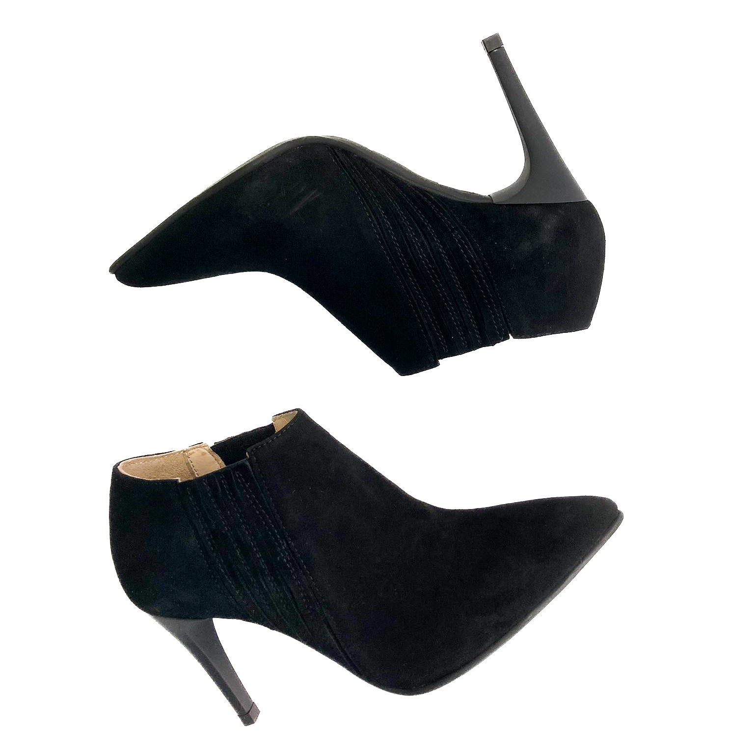 CLARINDA-stivaletto-giroforma-vista-laterale-paio-sopra-camoscio-nero