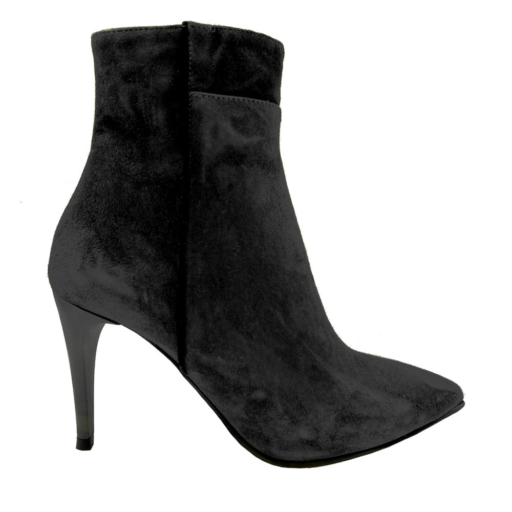 GRACIA-stivaletto-tronchetto-vista-laterale-singola-camoscio-nero