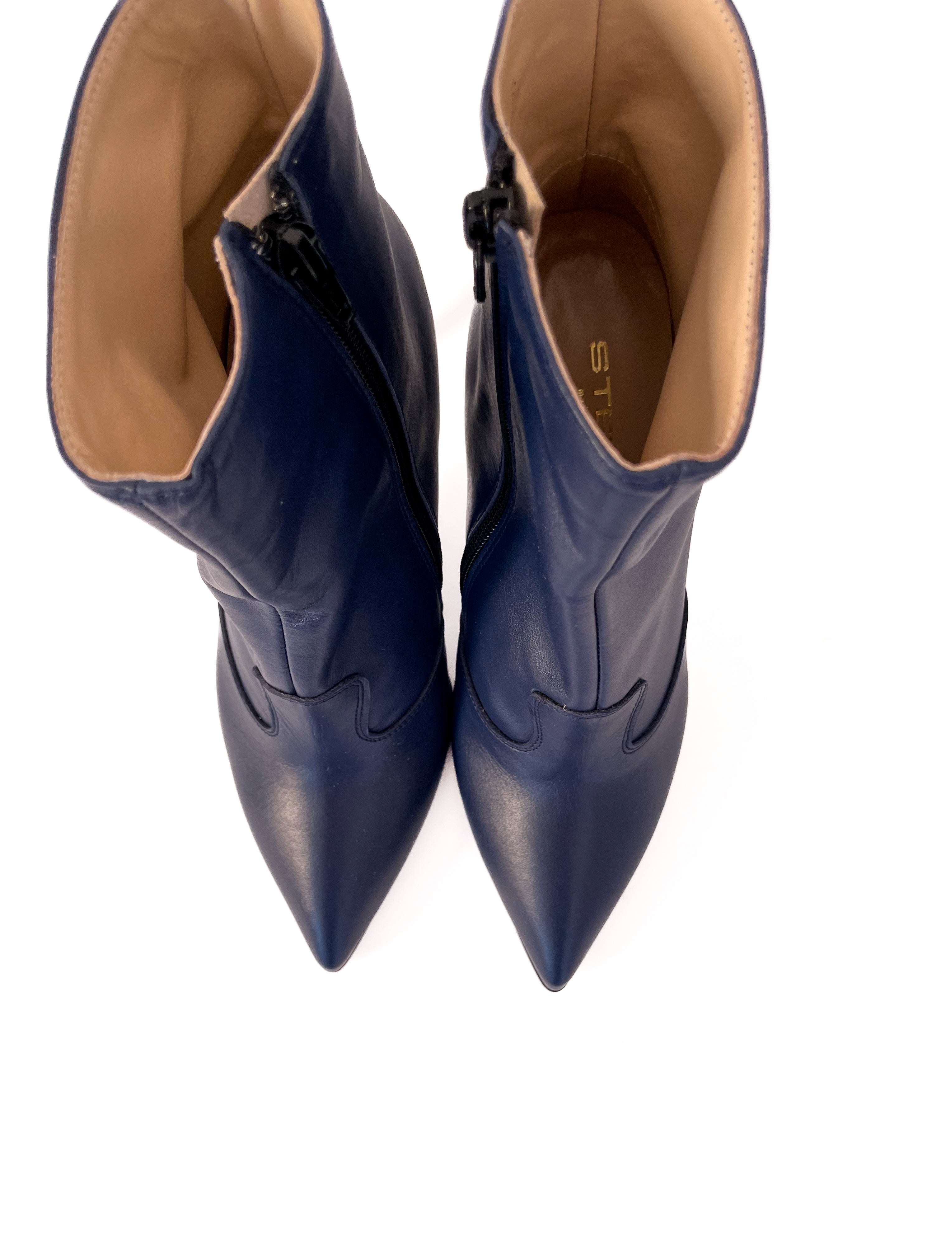 YASMINE-stivaletto-tronchetto-vista-punta-sopra-paio-vitello-blu