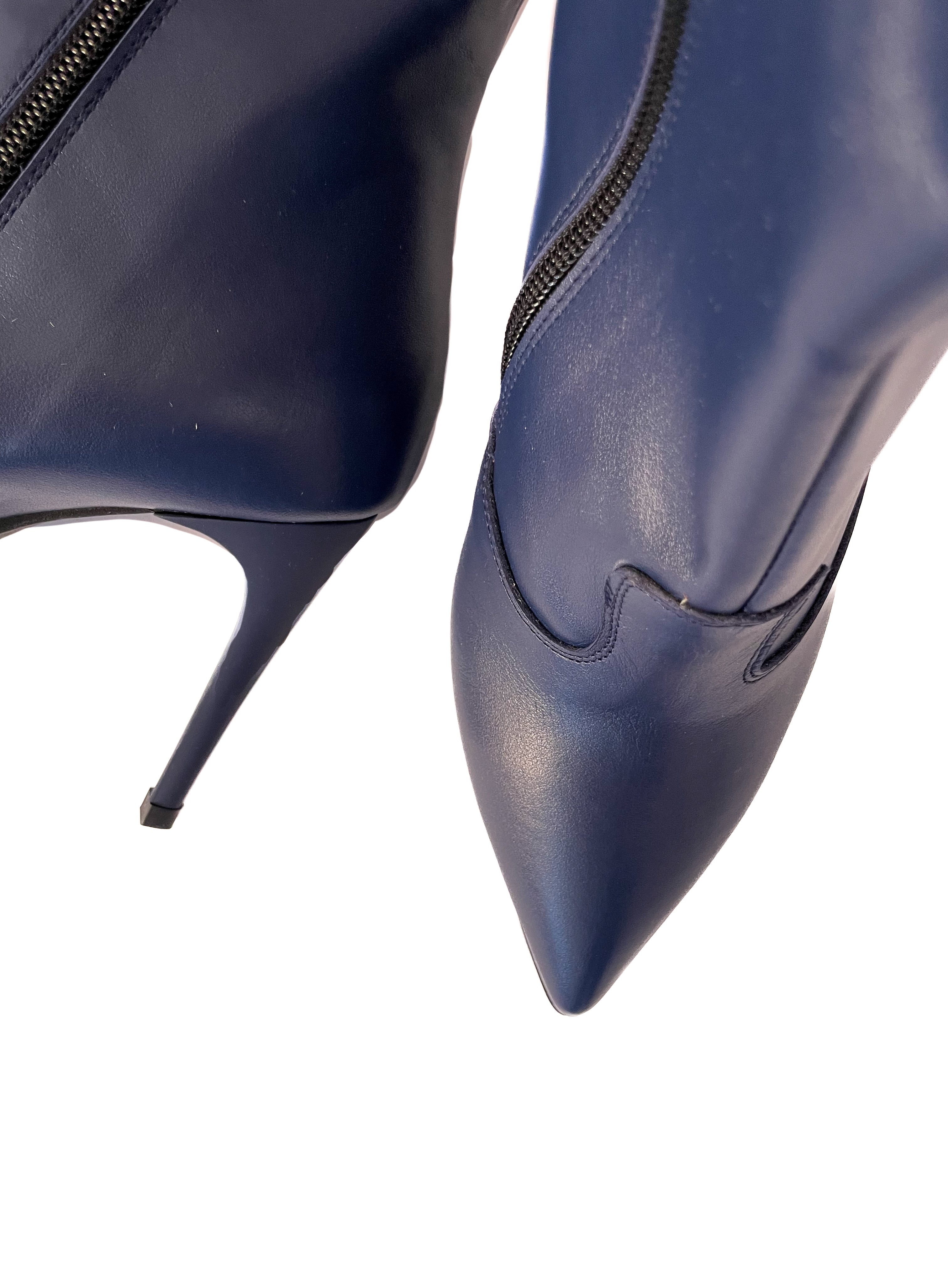 YASMINE-stivaletto-tronchetto-vista-tacco-e-punta-sopra-vitello-blu