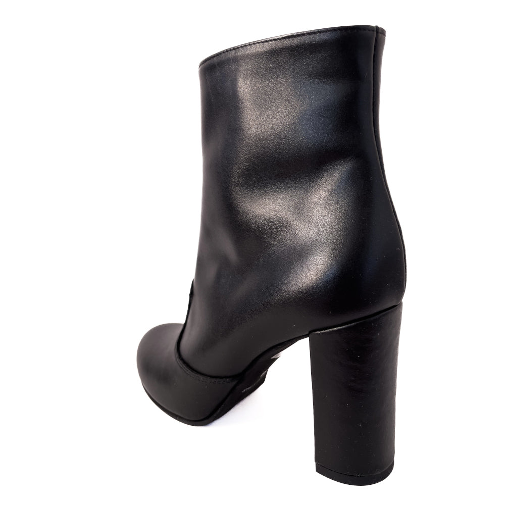 XAVIERE-tonchetto-stivaletti-vista-tallone-singolo-vitello nero