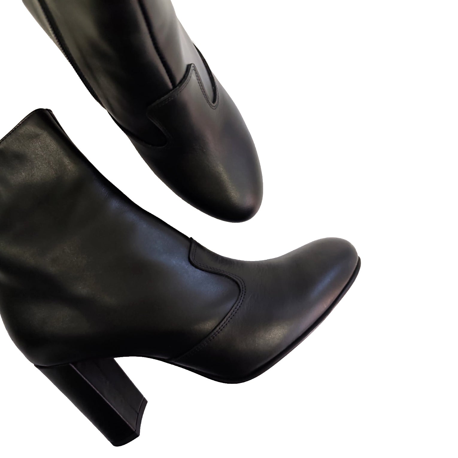 XAVIERE-tonchetto-stivaletti-vista-laterale-e-punta-sopra-paio-vitello nero