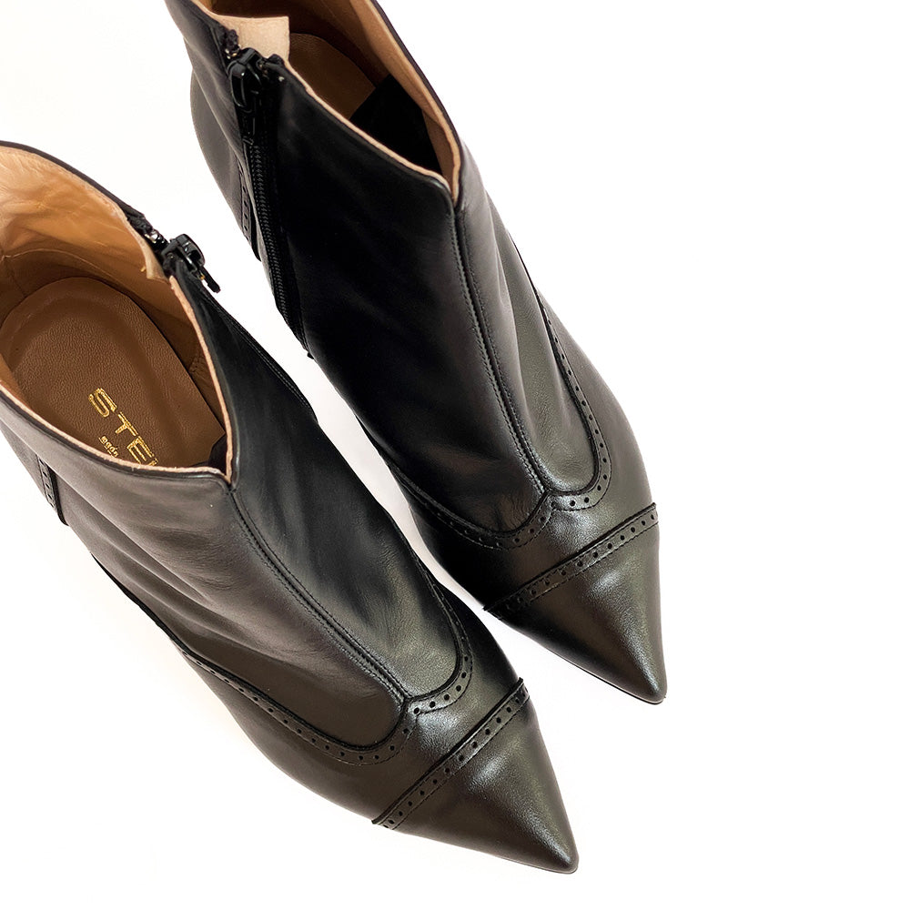 MINSK-stivaletto-tronchetto-vista-punta-sopra-vitello-nero