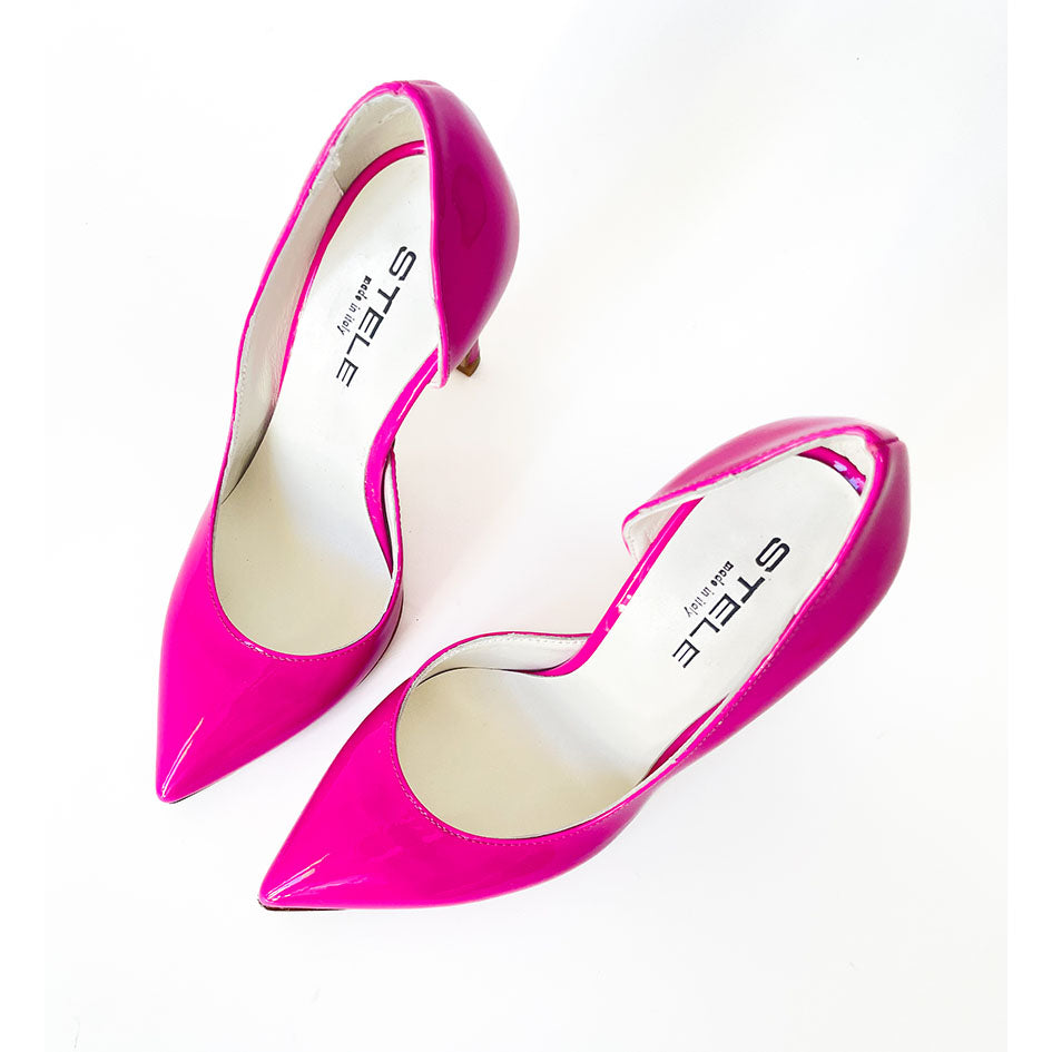 AMARANTA-decollete-vista-punta-sopra-vernice-fucsia 