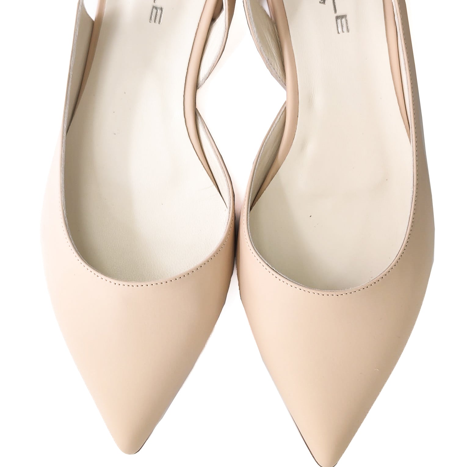 ARDISIA-slingback-chanel-vista-punta-vicino-paio-nappa-nudo